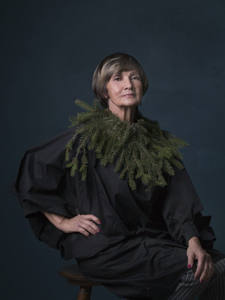 Bożenna ze świerkiem, Eliza Kos (współpraca w projekcie "Istoty roślinne" z Anną Czeremchą 2018-2019)